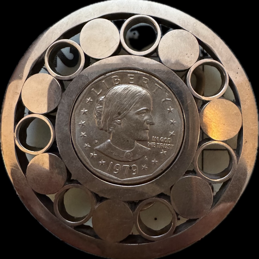 1979 Susan B Anthony Liberty One Dollar Eagle Silver Tone Round Belt Buckle